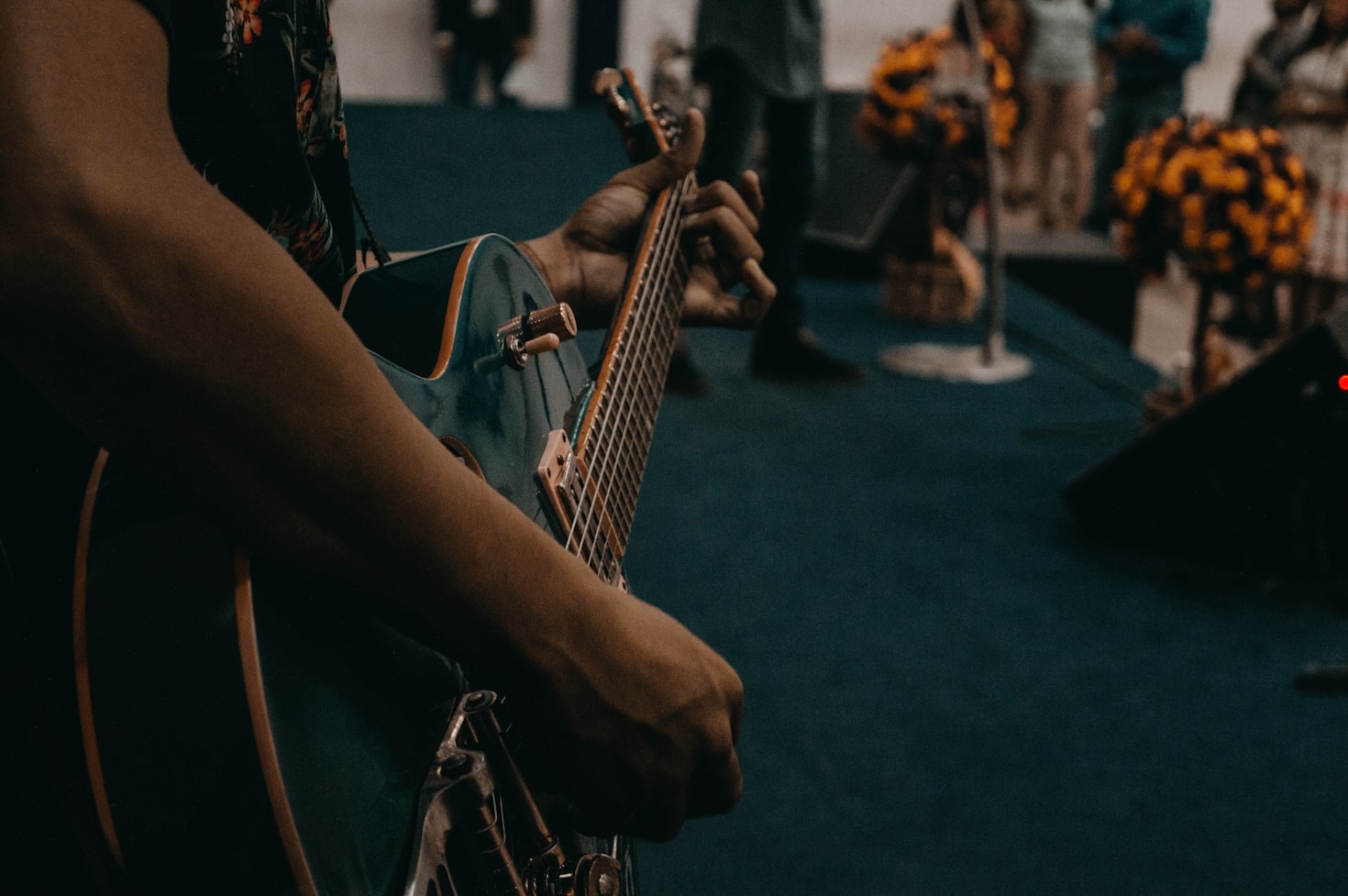 The Art of Marrying Strings and Digital Sound